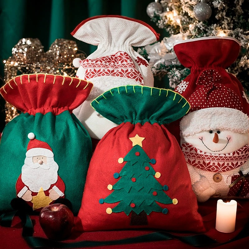 Holiday gift bag with charming Christmas snowman pattern