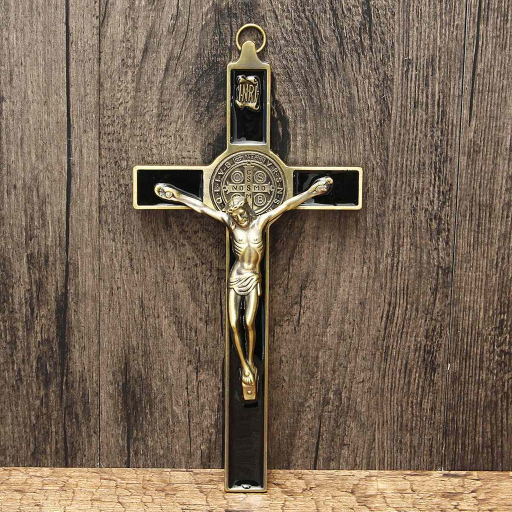 3D crafted Jesus Christ crucifix displayed on home wall