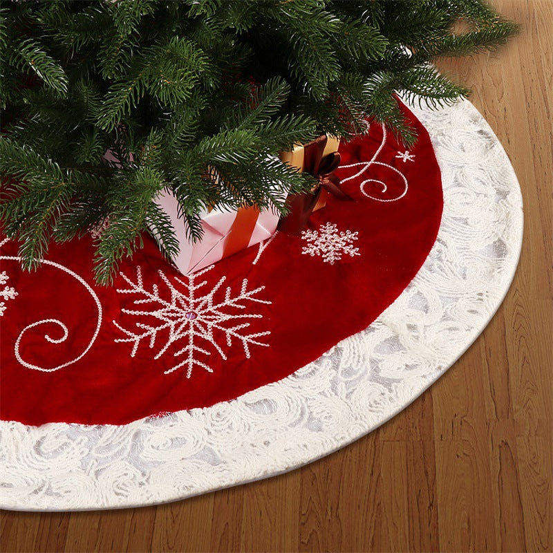 Christmas Red Velvet Snowflake Tree Skirt Secondary image