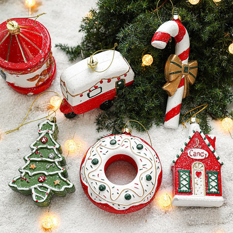 Cheerful painted plastic Christmas tree pendant ornament for holiday display
