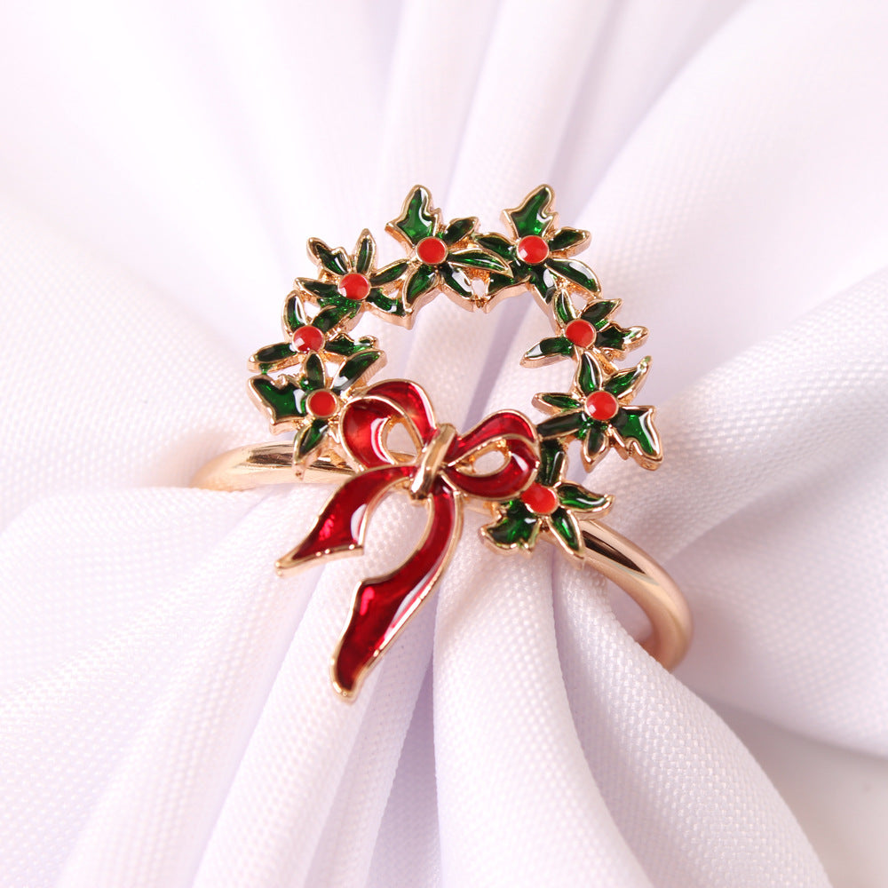 Festive holiday napkin ring with western-style creative pattern