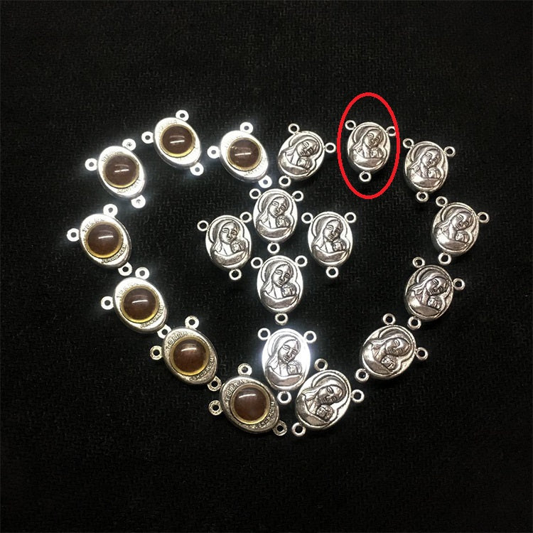Catholic mother and child holy pendant casting detail