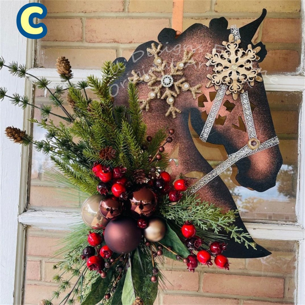 Horse Head Christmas Garland With Balls festive accent