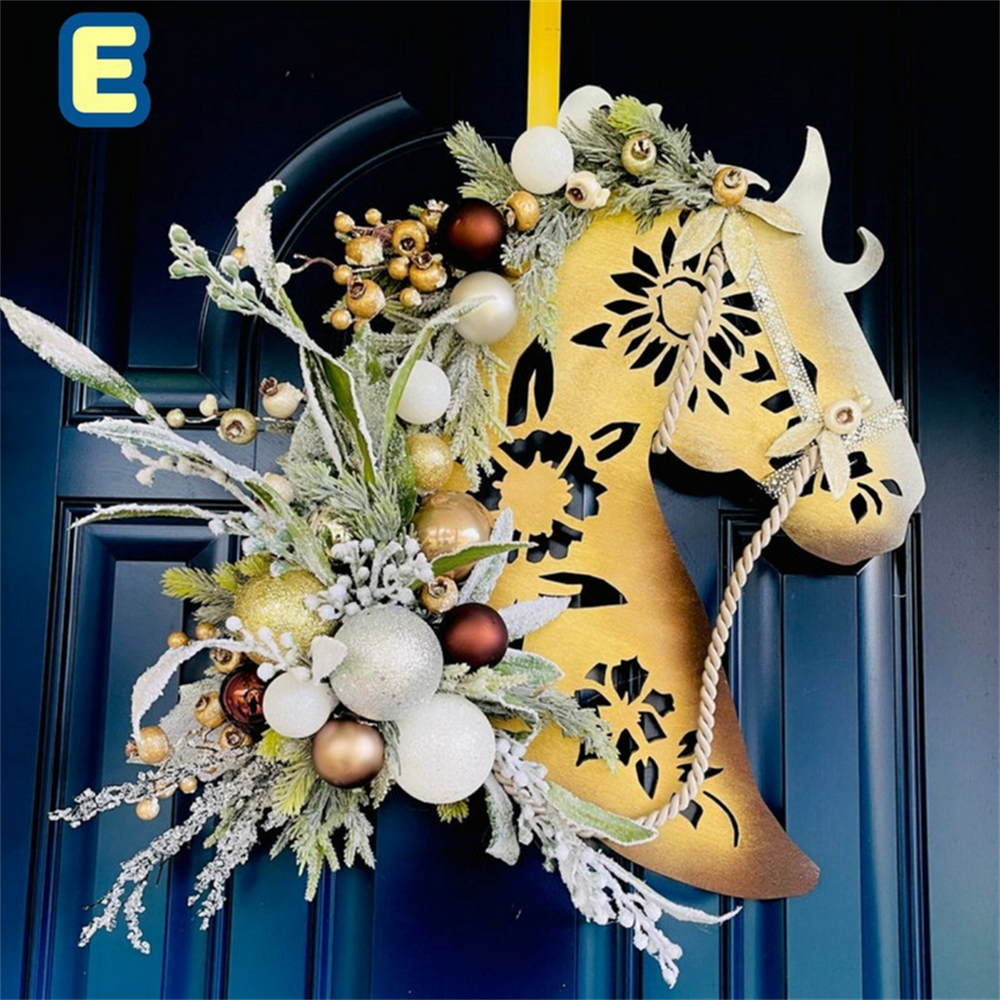Horse Head Christmas Garland With Balls festive holiday decoration