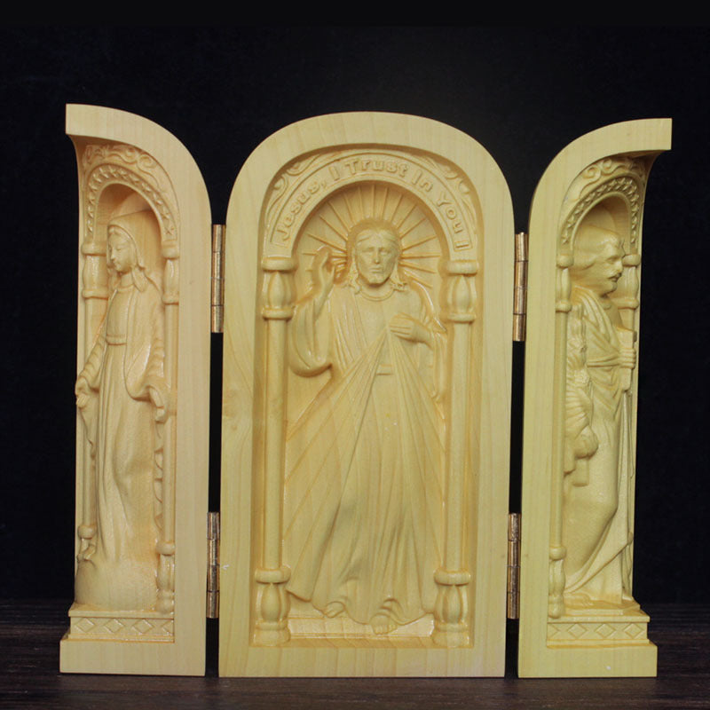 Small boxwood Catholic carving suitable for shelf or wall display