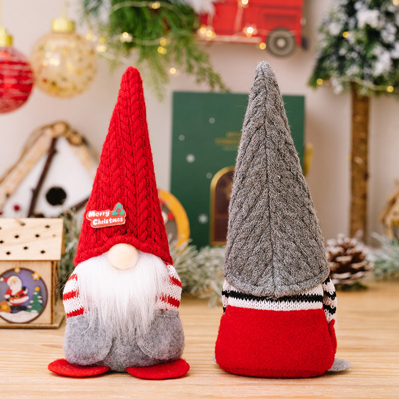 Set of Christmas pocket dolls featuring pointed hat styles