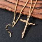 Twist chain necklace with cross pendant display