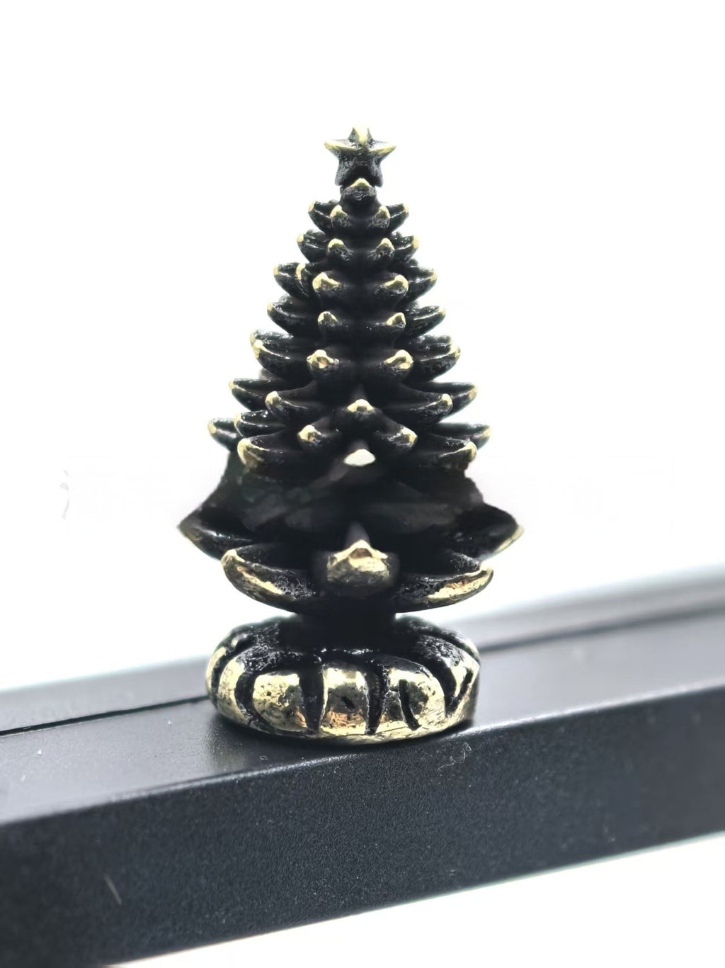 Festive Hinge Animal Christmas Ornament - Christian Home Decor