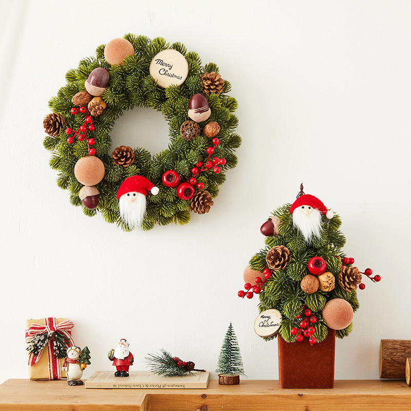Nobesone small rattan ornament with Christmas theme