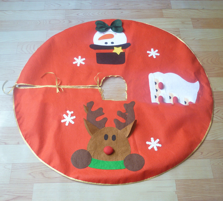 Red Christmas Tree Skirt Secondary image