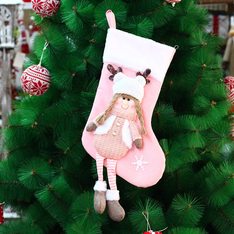 Christmas knitted gift bag for holiday presentations