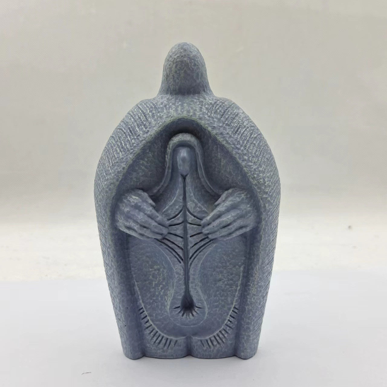 Modern Resin Jesus Figurine Ornament Secondary image