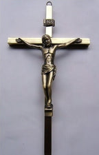 Detailed crucifix pendant showing Jesus on the cross in bronze alloy - Faith Pendant