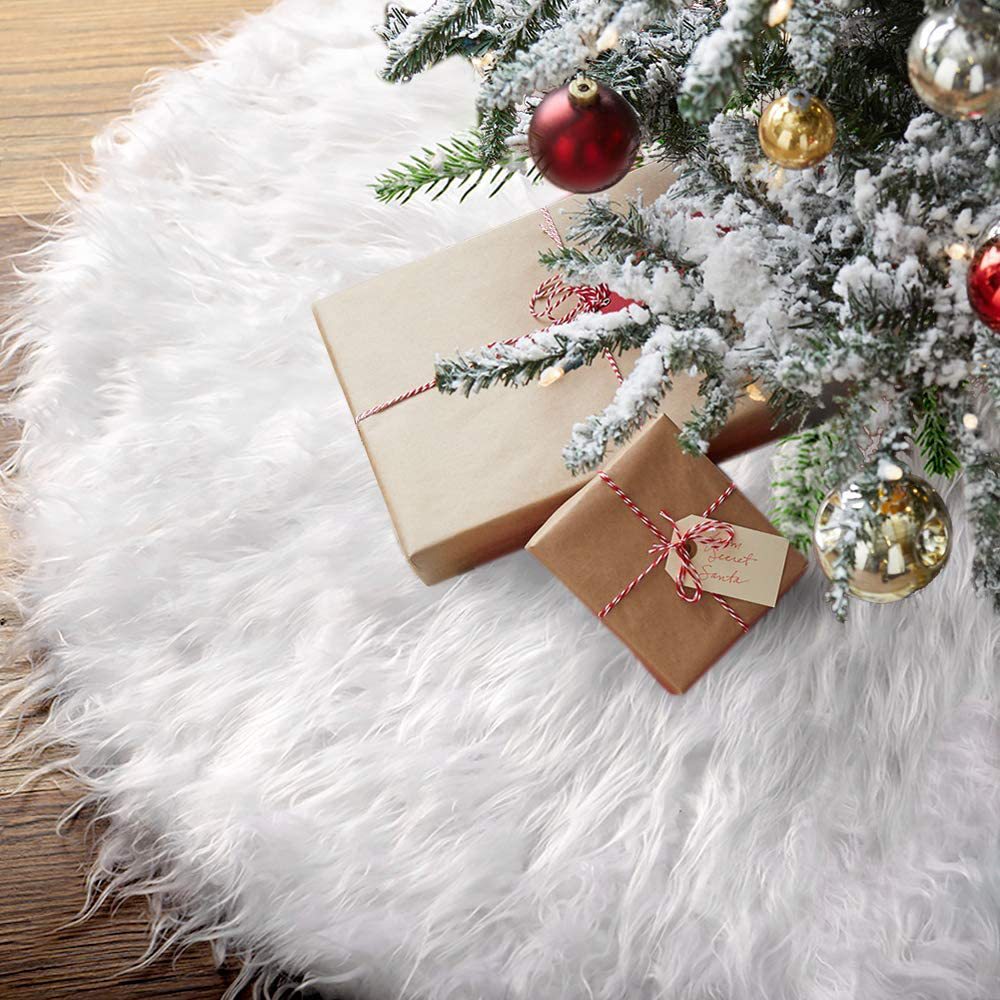 Soft PV plush Christmas tree skirt for holiday home