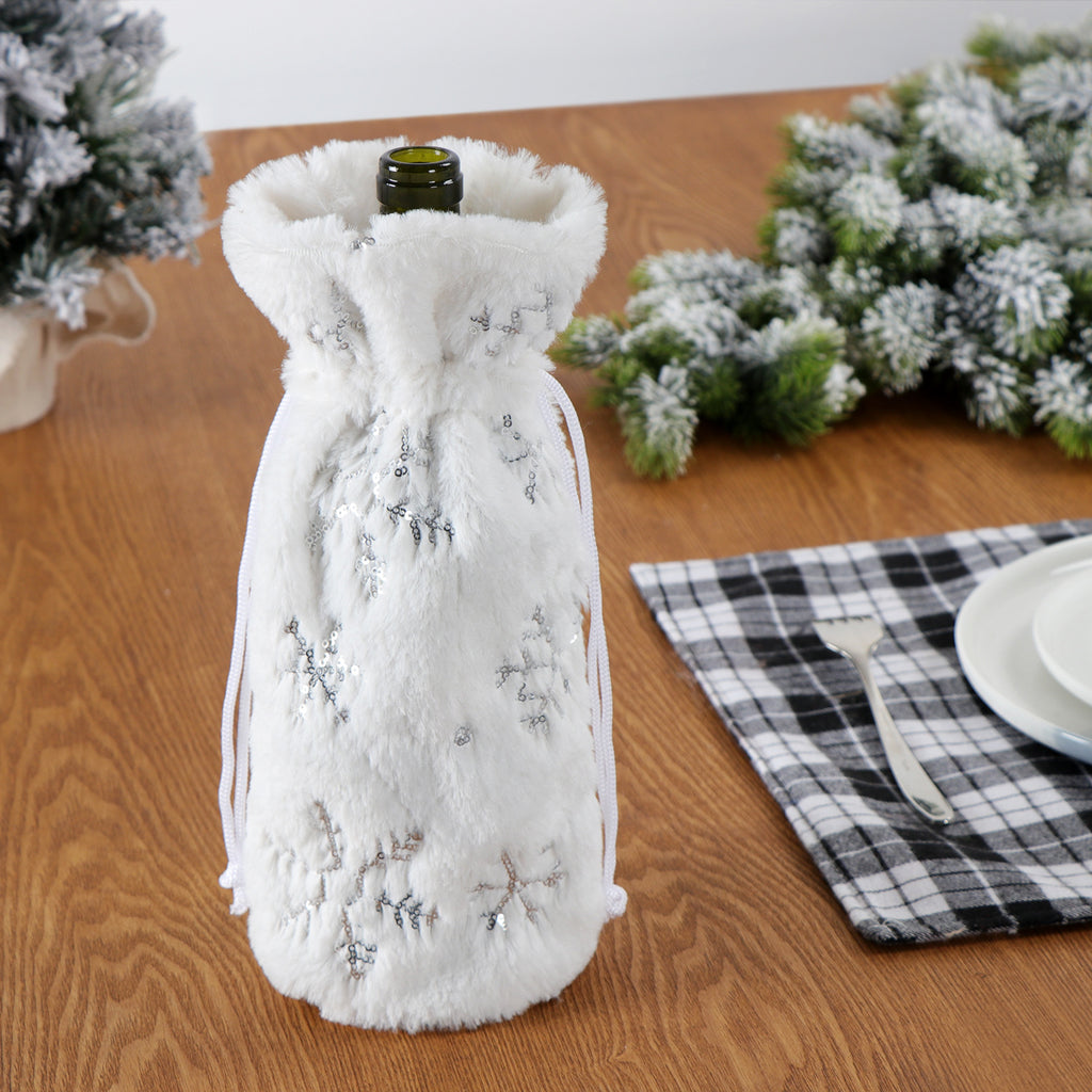 Christmas wine bottle bag in shimmering sequin snowflake pattern