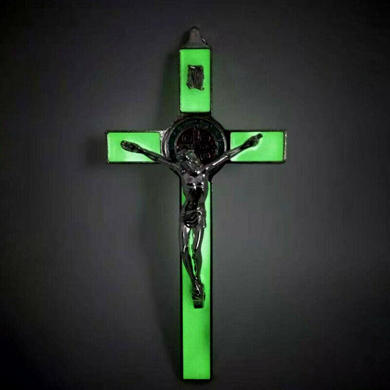 Jesus icon cross pendant with electroplating and dripping oil finish detail