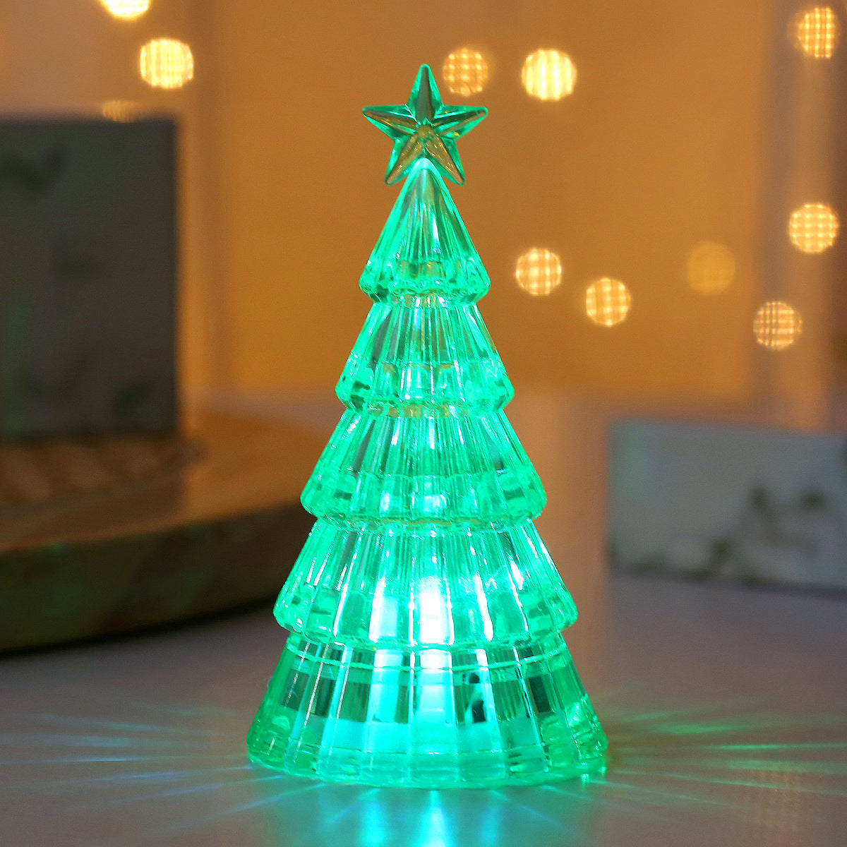 Crystal tree lamp with white and yellow light emission
