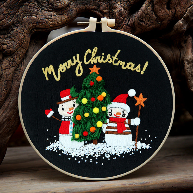Christmas pendant craft kit with scissors, needle, thread, plastic and bamboo frame