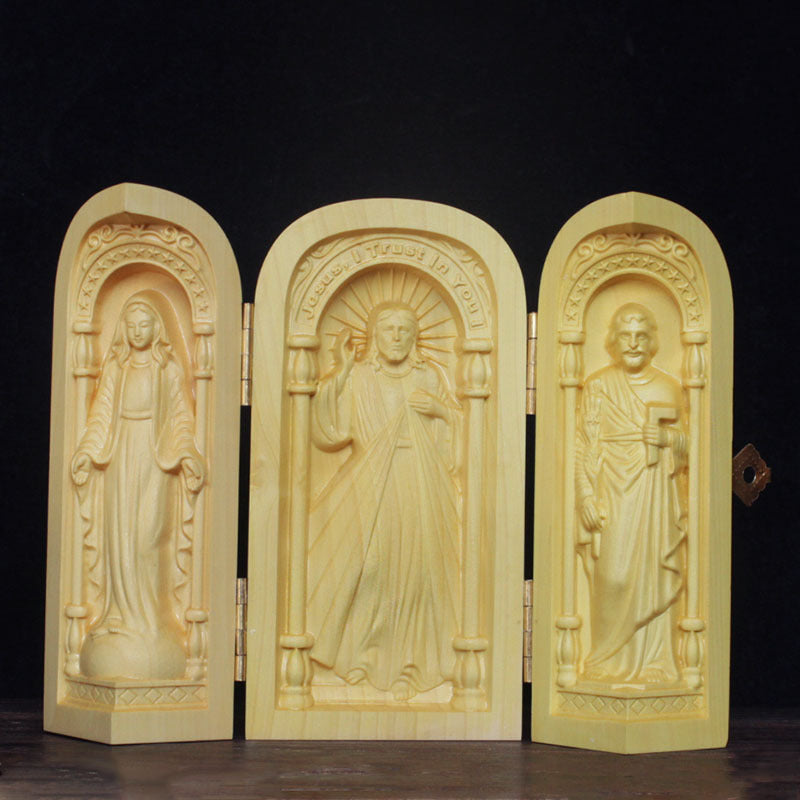 Classic boxwood ornament with smooth ground surface finish