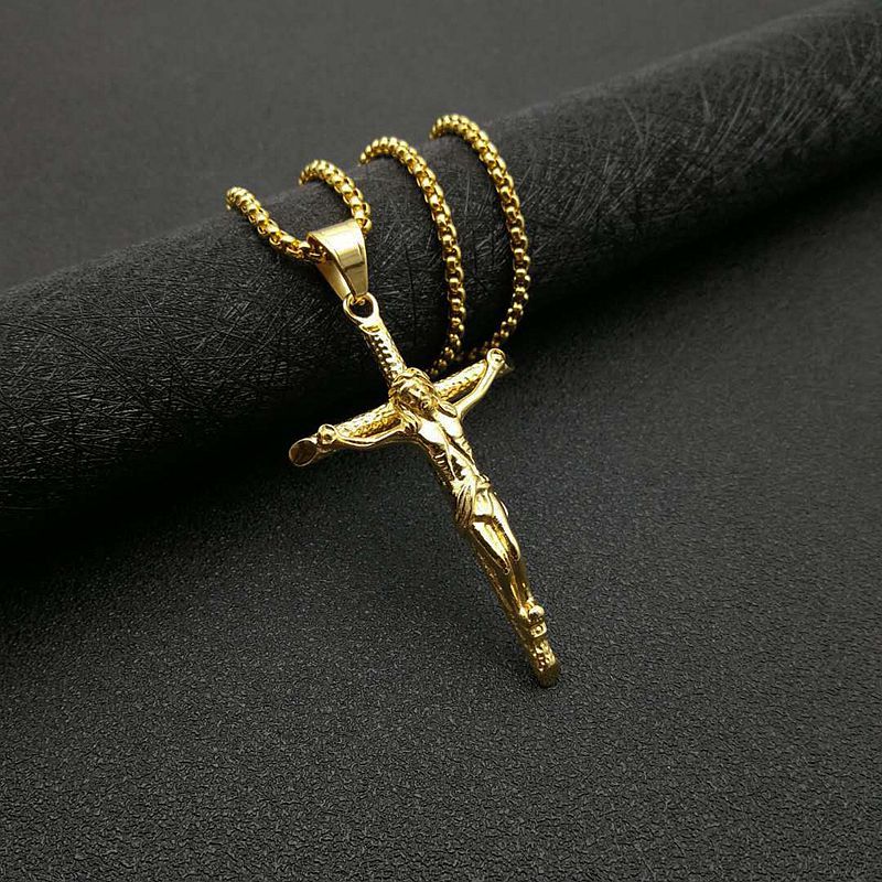 Gilded Jesus cross pendant with vacuum plating finish