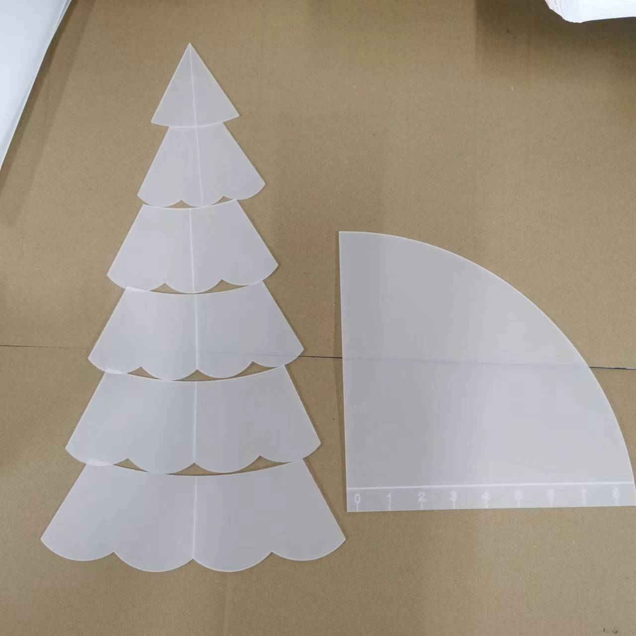 Acrylic quilting template in three sizes for different quilt square dimensions