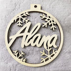 Personalizable wooden Christmas ornament pendant for gifting