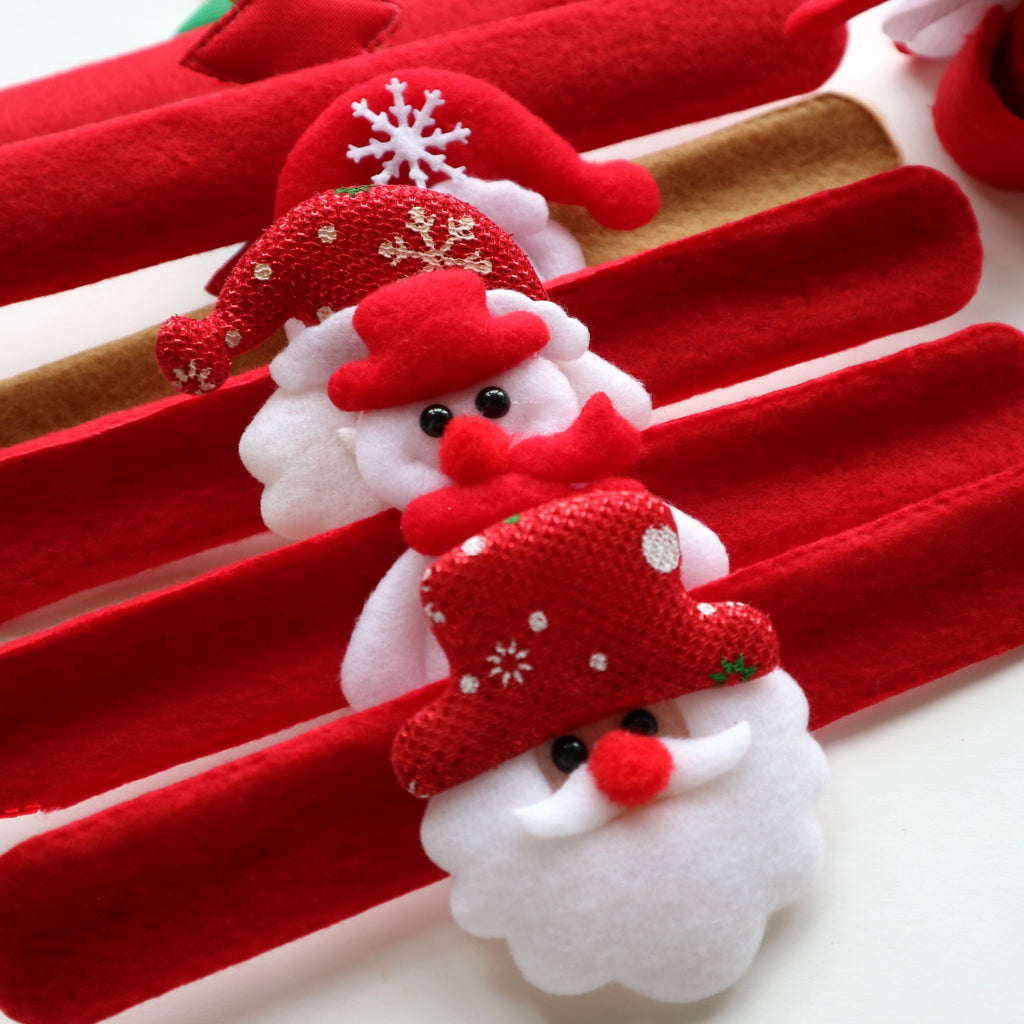 Pack of 8 decorative Christmas bracelets flat lay