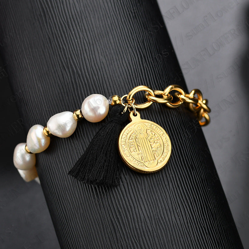 Women religious bracelet with Jesus image