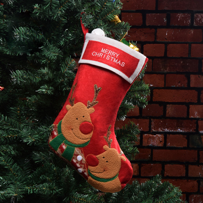 Holiday pendant with traditional American Christmas theme and whimsical fabric design