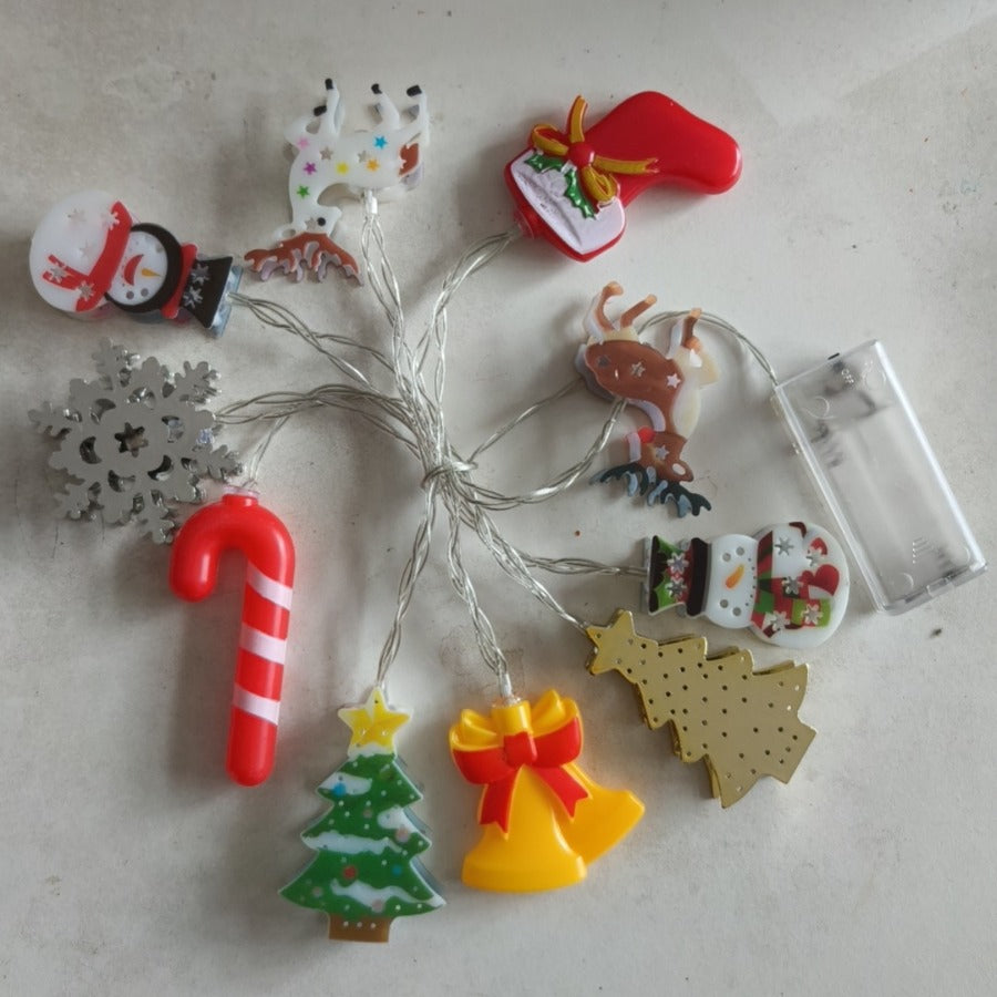 Plastic pendant lighting chain with constant warm illumination - Christmas Light Chain